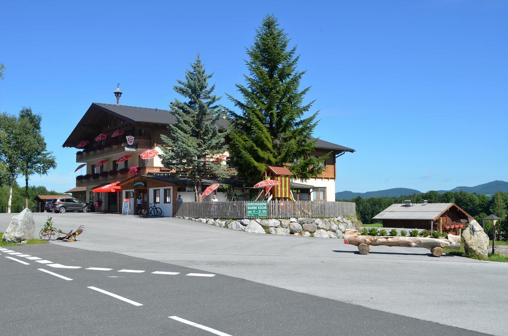 Gasthof Alte Tanne Hof bei Salzburg Esterno foto